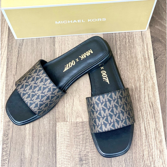 Michael Kors Sadler Slide flip flops Black/Gold - Picture 1 of 7